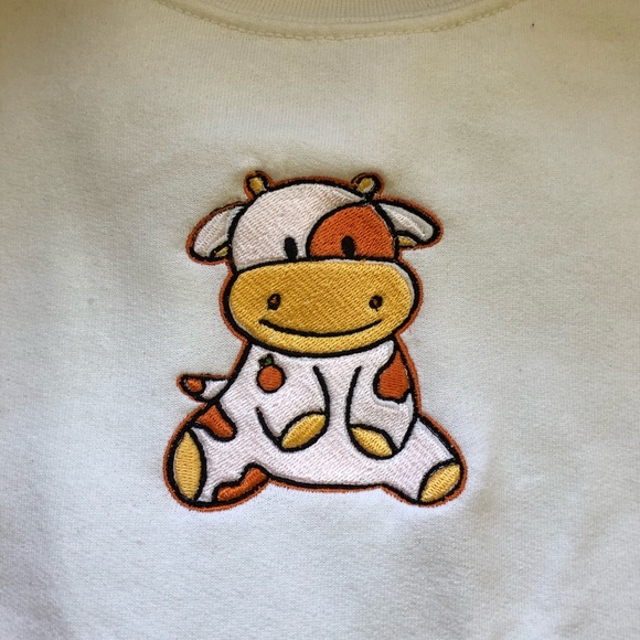 Tops - Orange cow embroidered crewneck